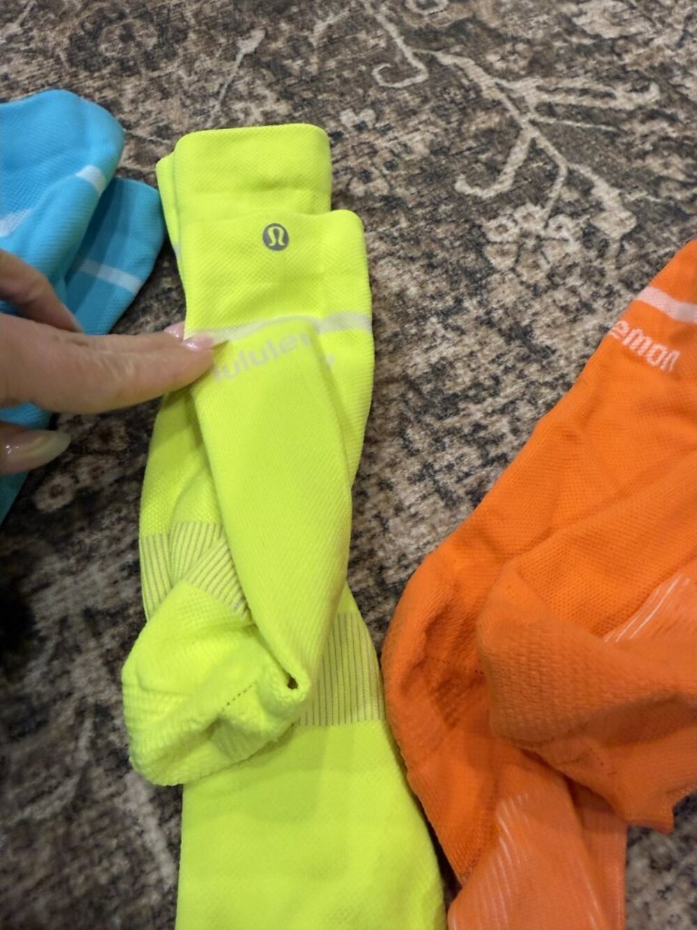lululemon Sock Lot 5 Pairs Running Crew Womens - Picture 4 of 6